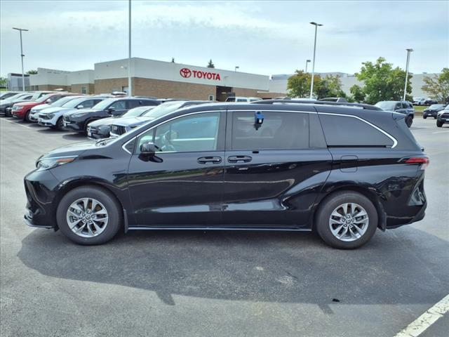 used 2022 Toyota Sienna car, priced at $41,088