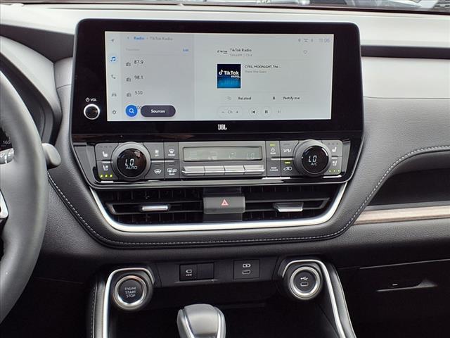 used 2025 Toyota Grand Highlander car