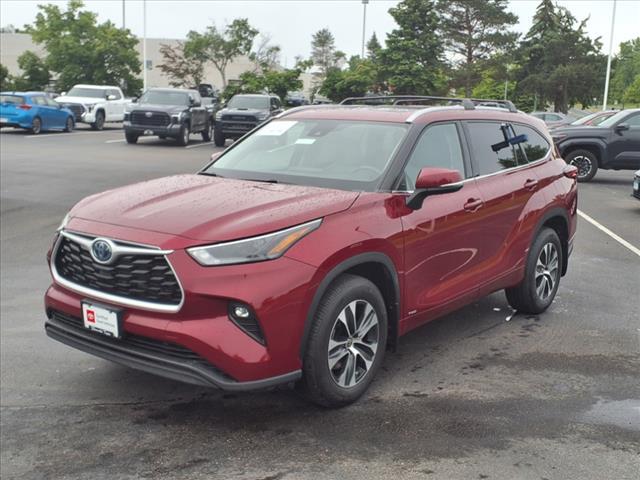 used 2022 Toyota Highlander Hybrid car, priced at $41,764