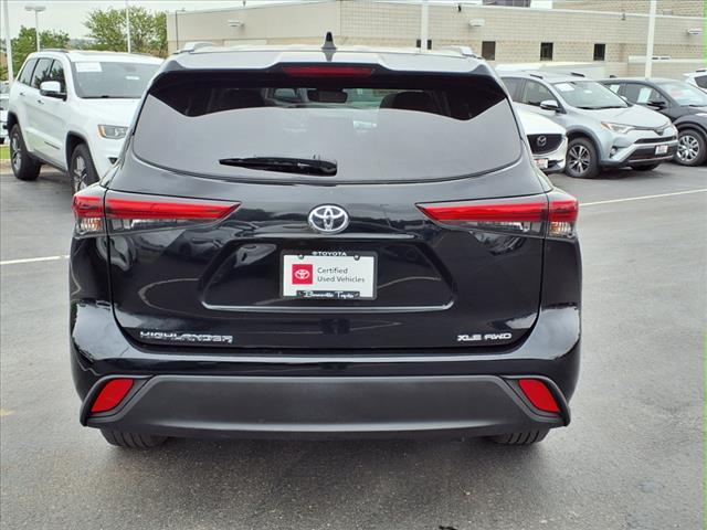 used 2021 Toyota Highlander car, priced at $38,125