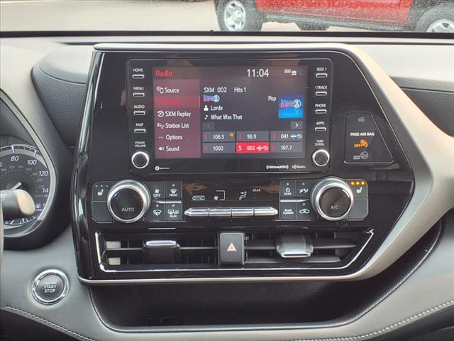 used 2022 Toyota Highlander car, priced at $42,369