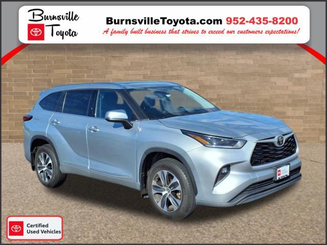 used 2021 Toyota Highlander car, priced at $34,601