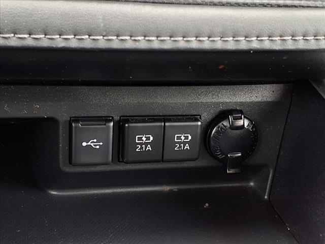 used 2021 Toyota Highlander car, priced at $33,901