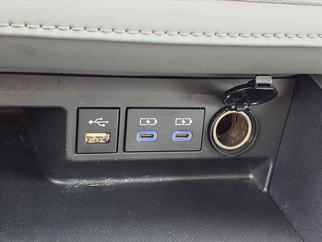 used 2022 Toyota Highlander car, priced at $40,132
