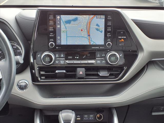 used 2022 Toyota Highlander car, priced at $40,132