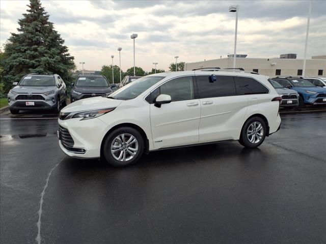used 2021 Toyota Sienna car, priced at $38,962