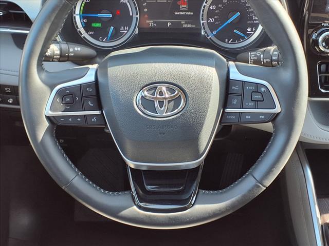 used 2022 Toyota Highlander Hybrid car, priced at $51,299