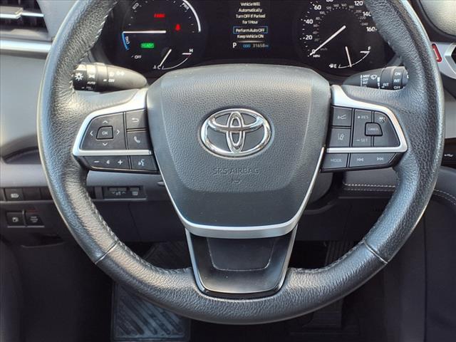 used 2022 Toyota Sienna car, priced at $46,925