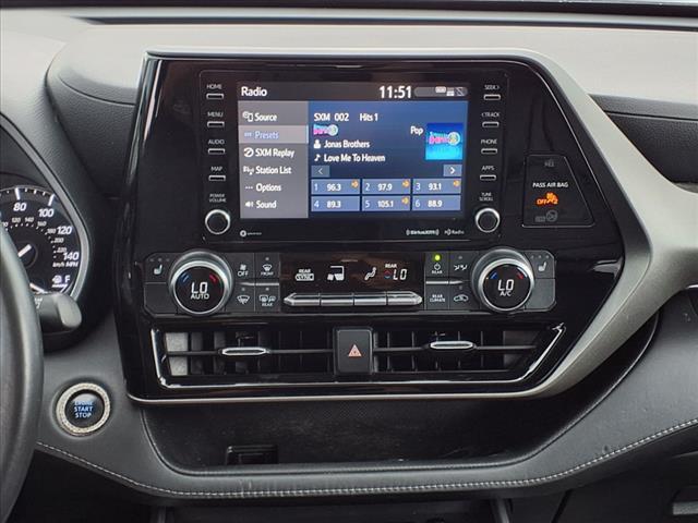 used 2021 Toyota Highlander car, priced at $38,297