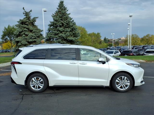 used 2025 Toyota Sienna car, priced at $57,572