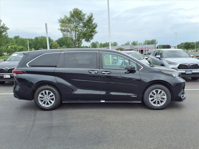 used 2021 Toyota Sienna car, priced at $40,351