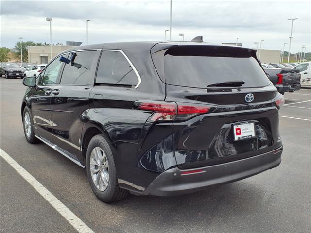 used 2021 Toyota Sienna car, priced at $40,351