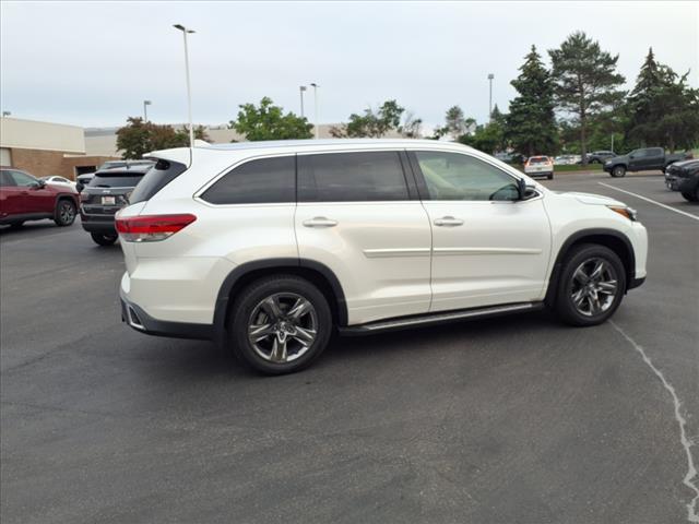 used 2018 Toyota Highlander car, priced at $31,898