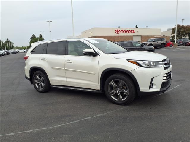 used 2018 Toyota Highlander car, priced at $31,952