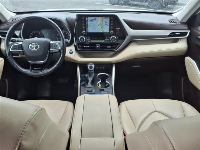 used 2021 Toyota Highlander car, priced at $36,078