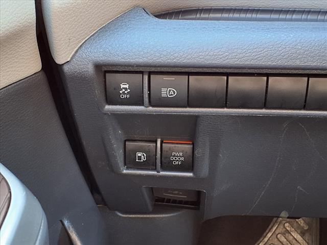 used 2023 Toyota Sienna car, priced at $38,210
