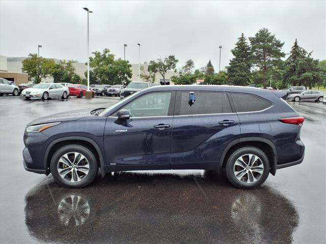 used 2021 Toyota Highlander Hybrid car, priced at $38,012