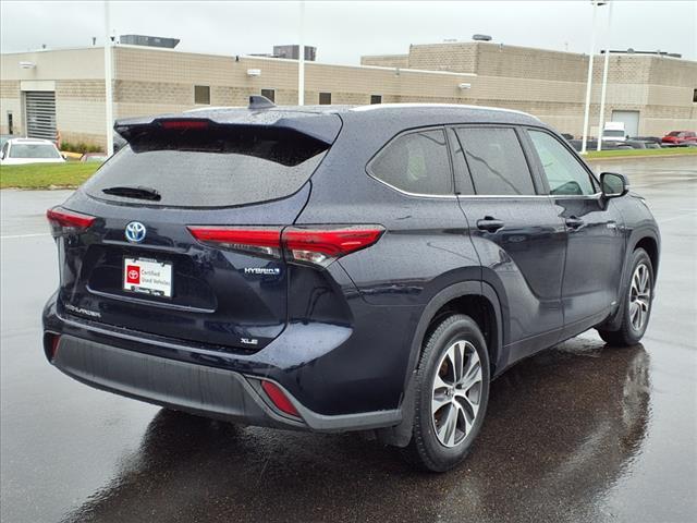 used 2021 Toyota Highlander Hybrid car, priced at $38,012