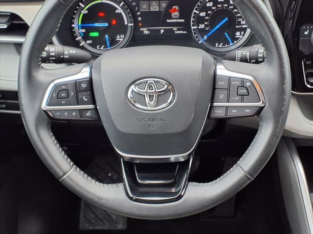 used 2021 Toyota Highlander Hybrid car, priced at $38,012