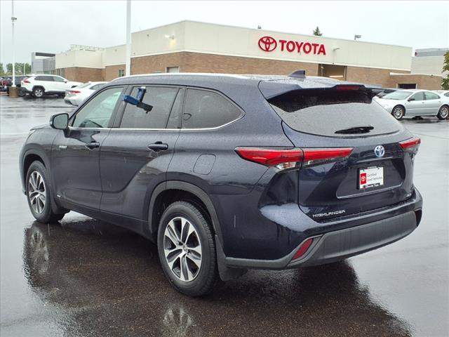 used 2021 Toyota Highlander Hybrid car, priced at $38,012