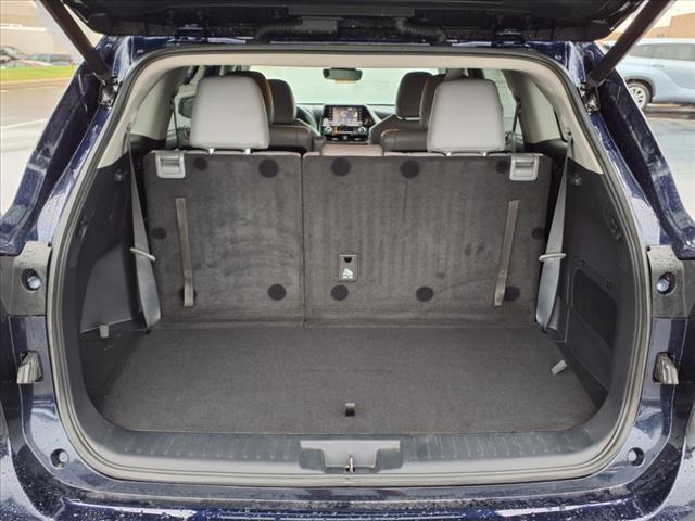 used 2021 Toyota Highlander Hybrid car, priced at $38,012