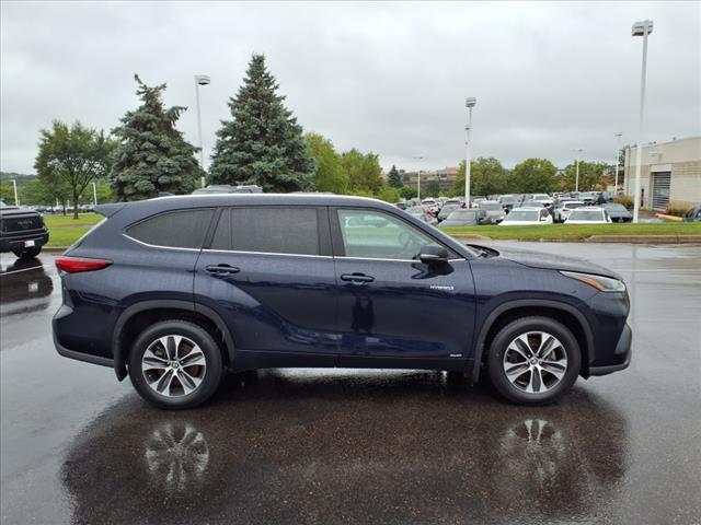 used 2021 Toyota Highlander Hybrid car, priced at $38,012