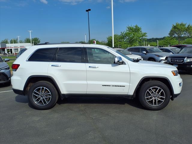 used 2020 Jeep Grand Cherokee car, priced at $24,148