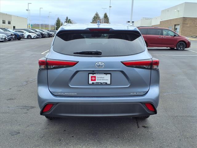 used 2021 Toyota Highlander car, priced at $37,642