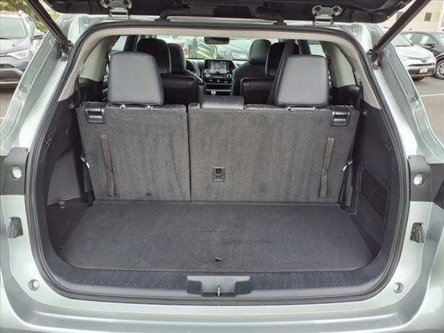 used 2021 Toyota Highlander car, priced at $39,116