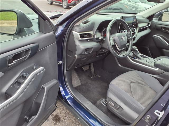 used 2022 Toyota Highlander car, priced at $35,439