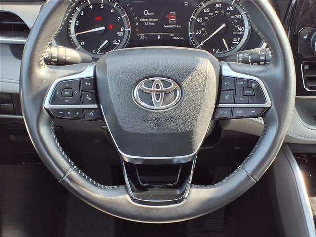 used 2021 Toyota Highlander car, priced at $38,771