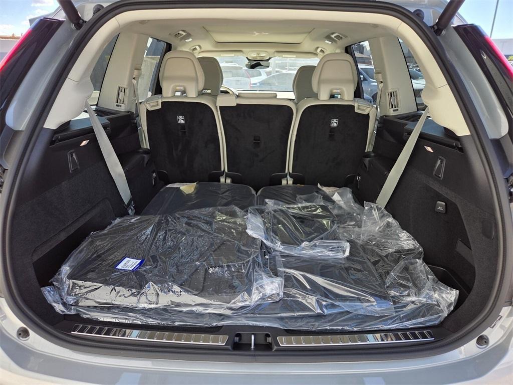 new 2026 Volvo XC90 car, priced at $72,155