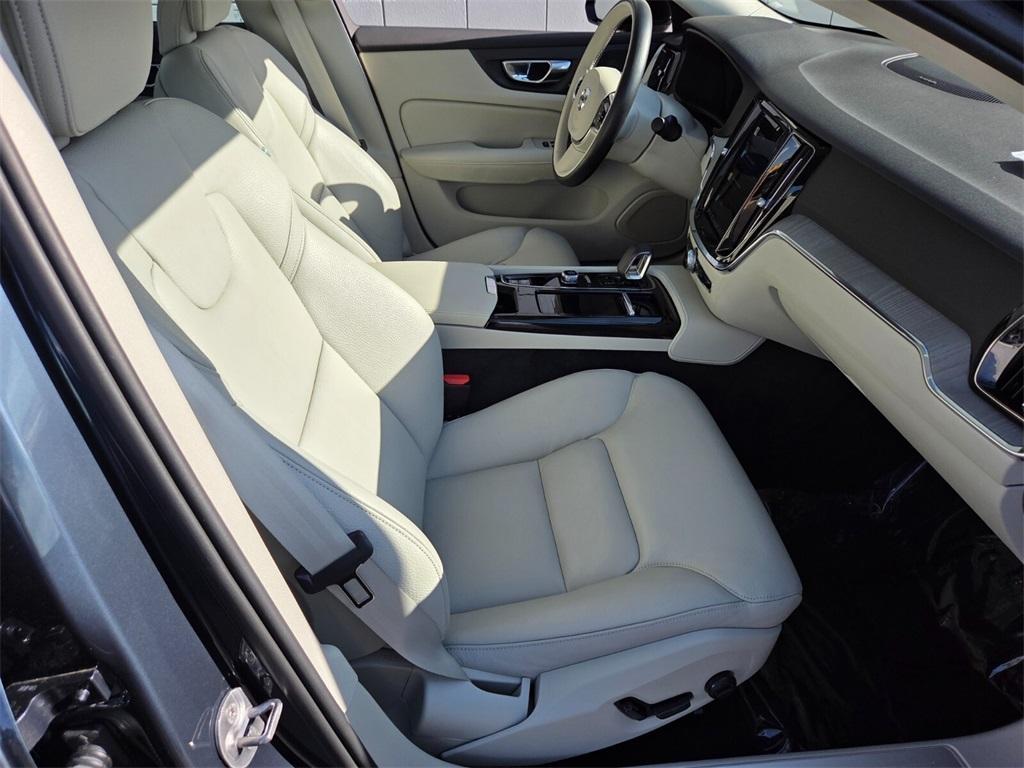 used 2024 Volvo S60 Recharge Plug-In Hybrid car, priced at $42,775