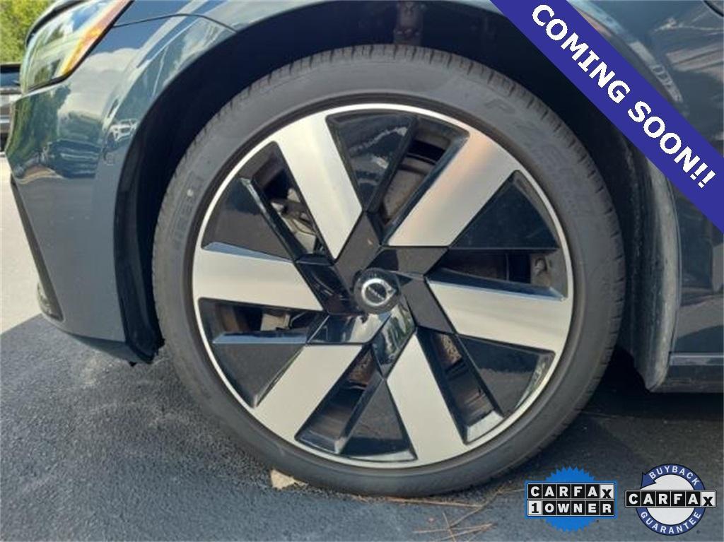 used 2024 Volvo S60 Recharge Plug-In Hybrid car, priced at $43,775