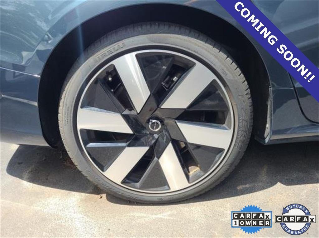 used 2024 Volvo S60 Recharge Plug-In Hybrid car, priced at $43,775