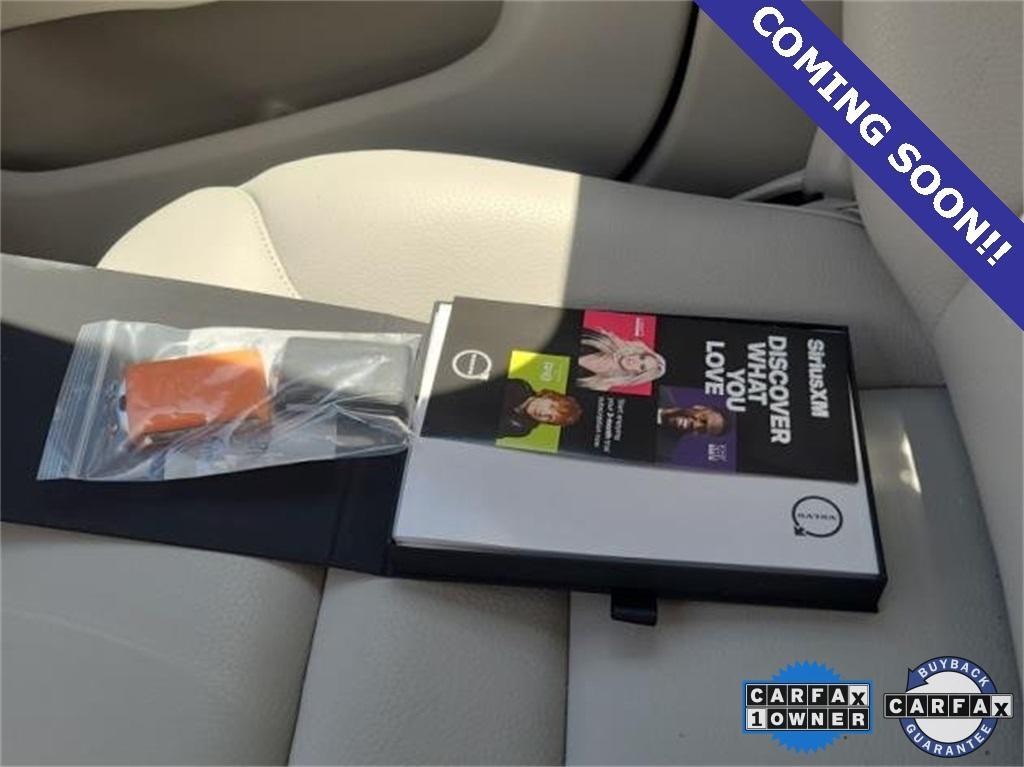 used 2024 Volvo S60 Recharge Plug-In Hybrid car, priced at $43,775