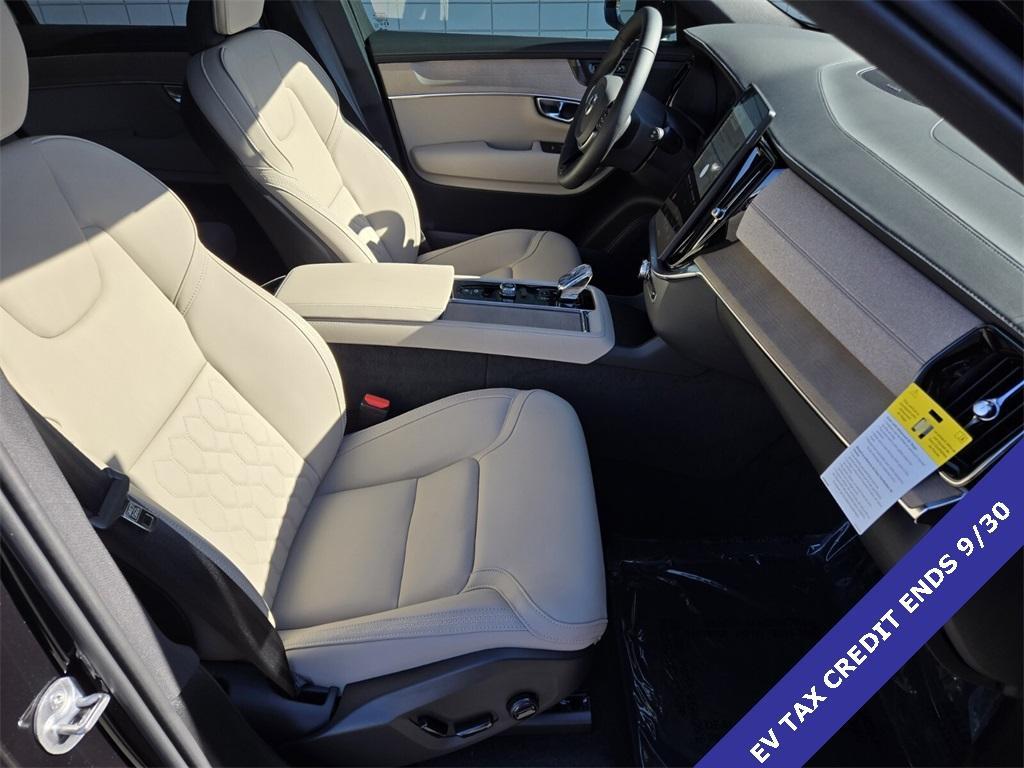 new 2025 Volvo XC90 Plug-In Hybrid car, priced at $76,474