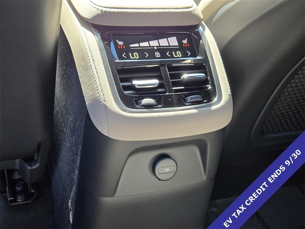 new 2025 Volvo XC90 Plug-In Hybrid car, priced at $76,474