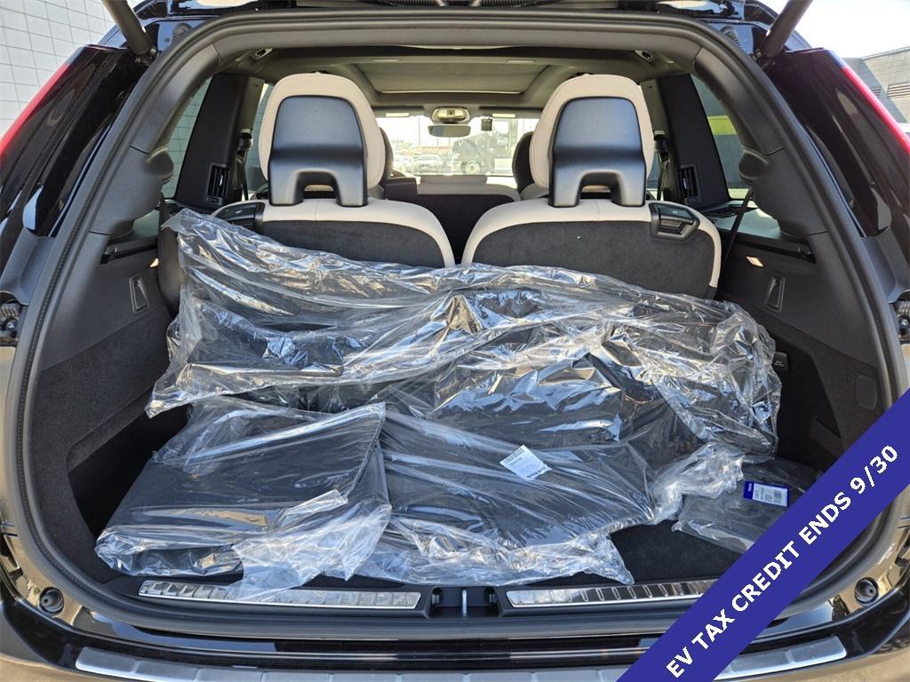 new 2025 Volvo XC90 Plug-In Hybrid car, priced at $76,474