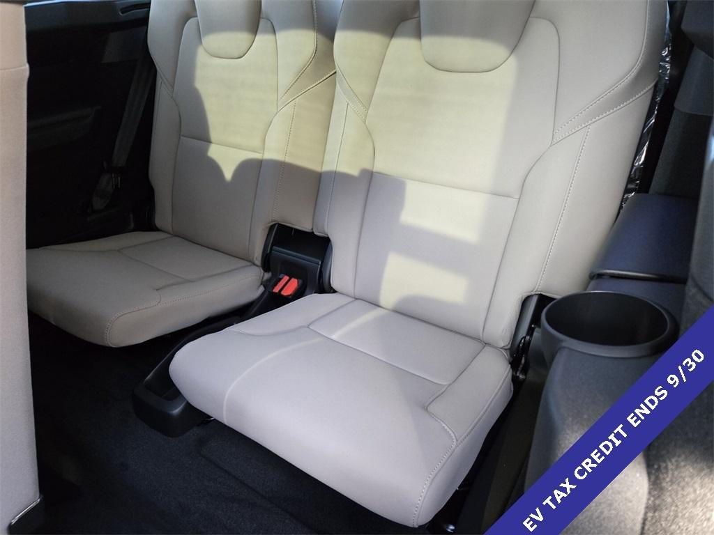 new 2025 Volvo XC90 Plug-In Hybrid car, priced at $76,474