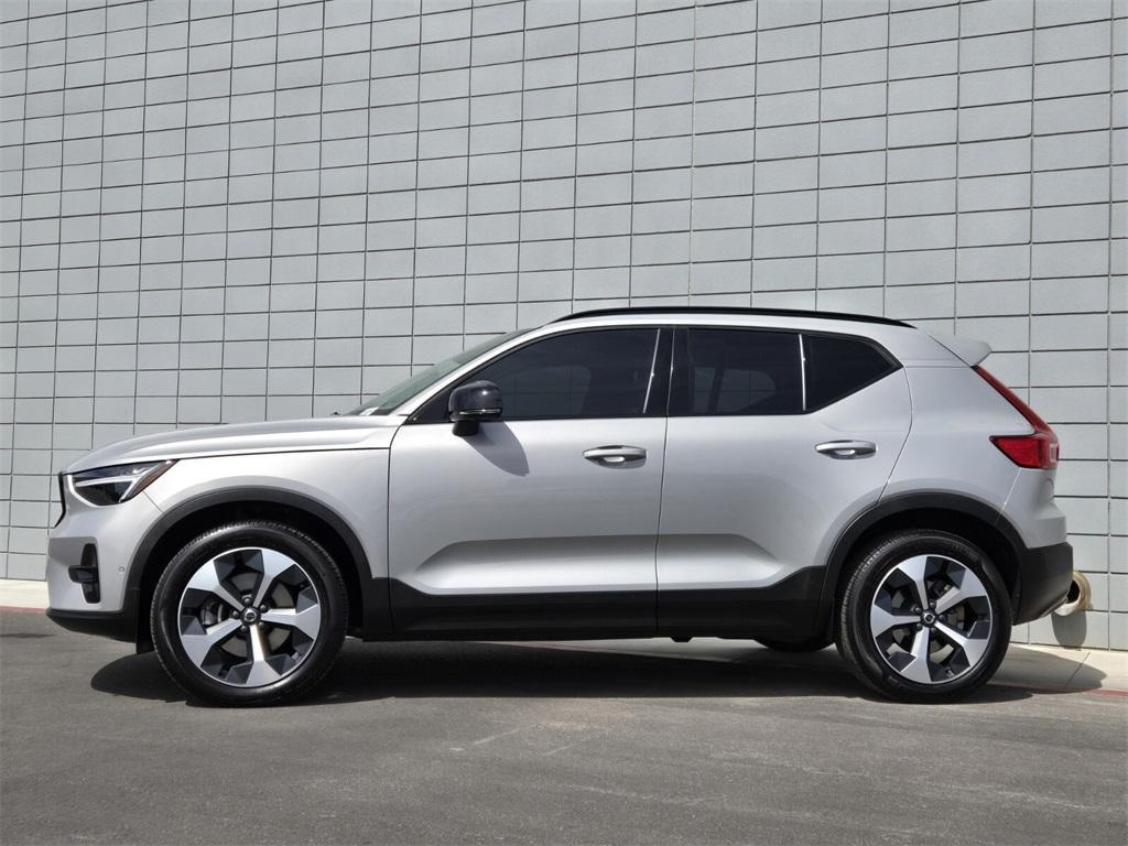 new 2025 Volvo XC40 car, priced at $47,750