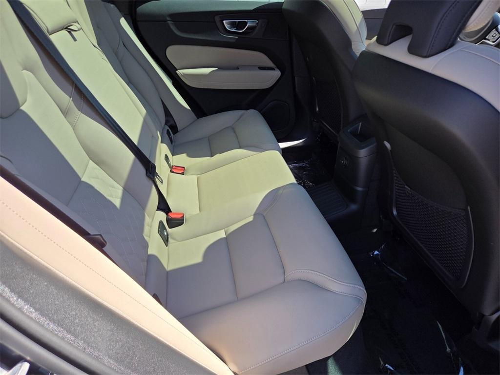 new 2026 Volvo XC60 Plug-In Hybrid car, priced at $60,685