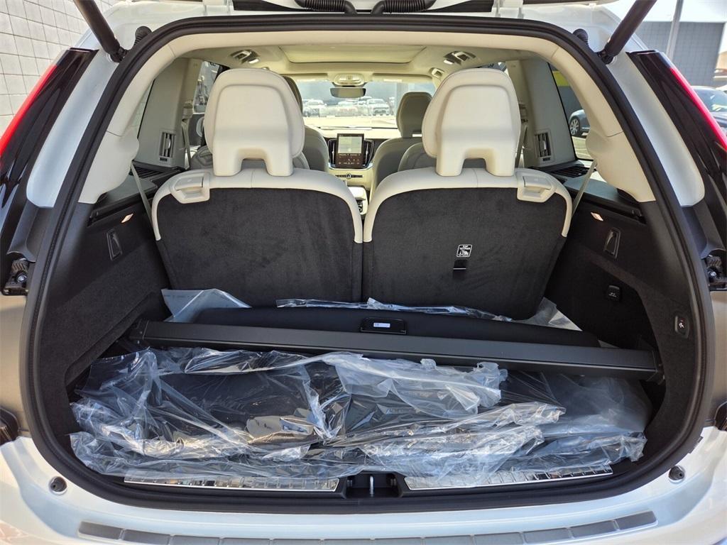 new 2026 Volvo XC90 car, priced at $85,080