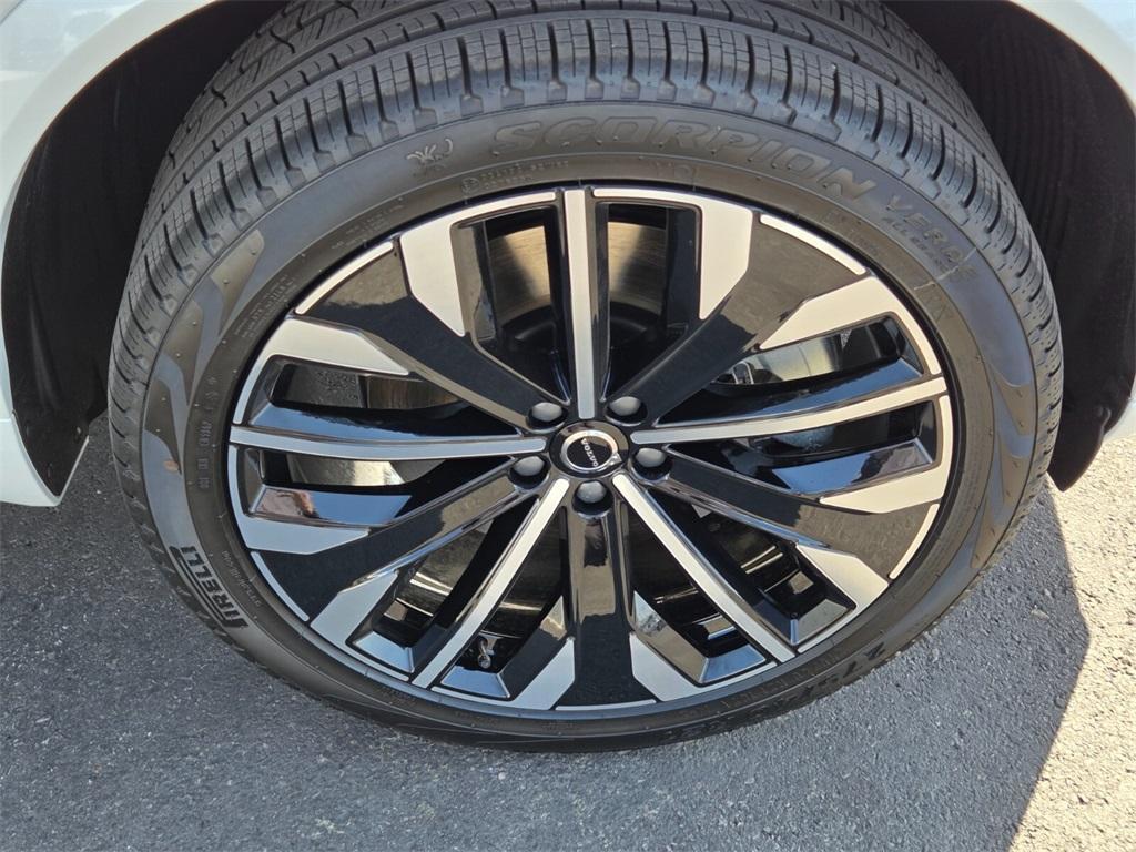 new 2026 Volvo XC90 car, priced at $85,080