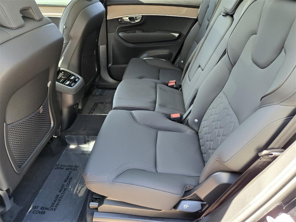 new 2025 Volvo XC90 car, priced at $65,155