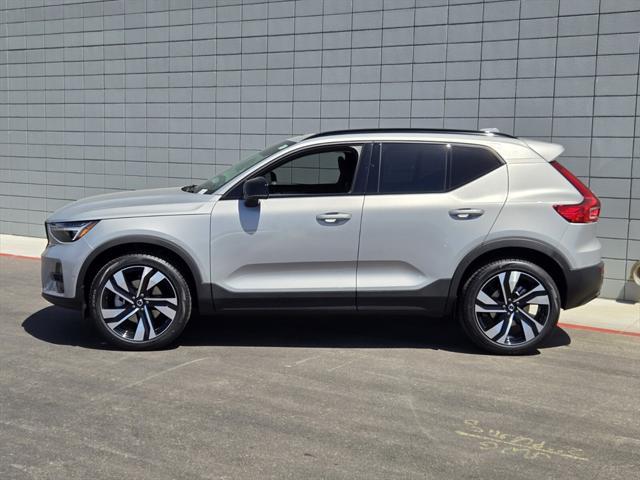 new 2024 Volvo XC40 car, priced at $50,570