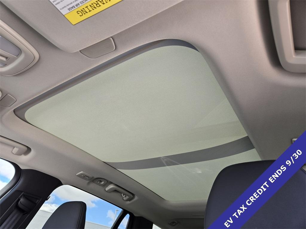 new 2025 Volvo XC90 Plug-In Hybrid car, priced at $72,986