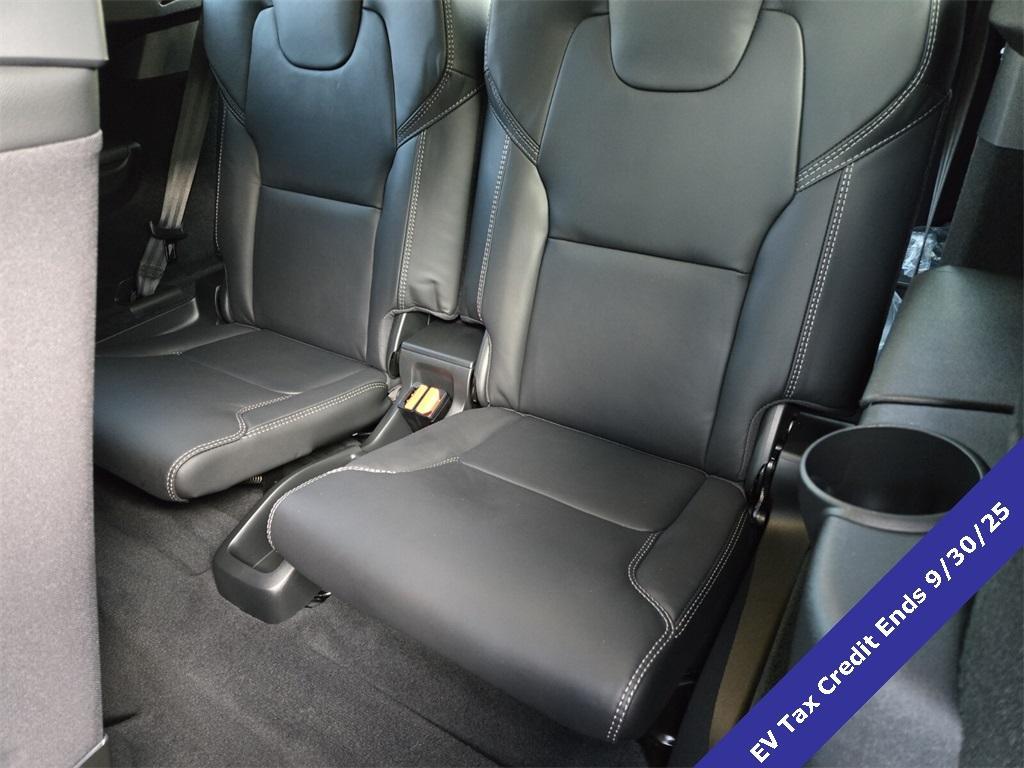 new 2025 Volvo XC90 Plug-In Hybrid car, priced at $79,565