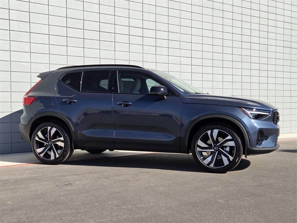 new 2026 Volvo XC40 car, priced at $51,975