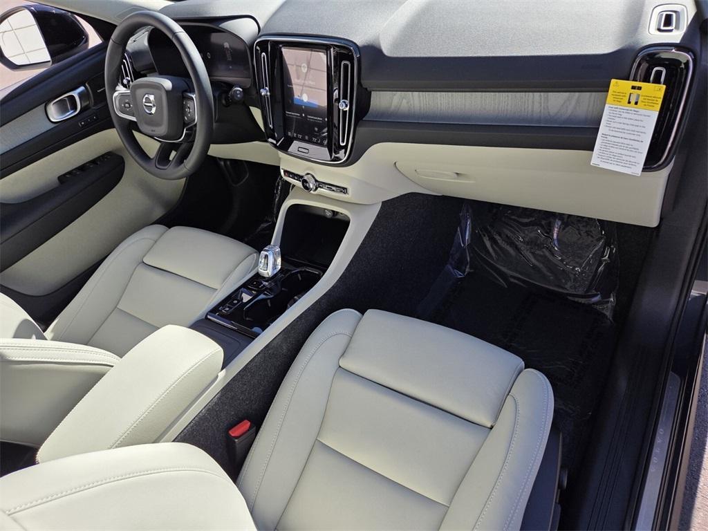 new 2026 Volvo XC40 car, priced at $51,975